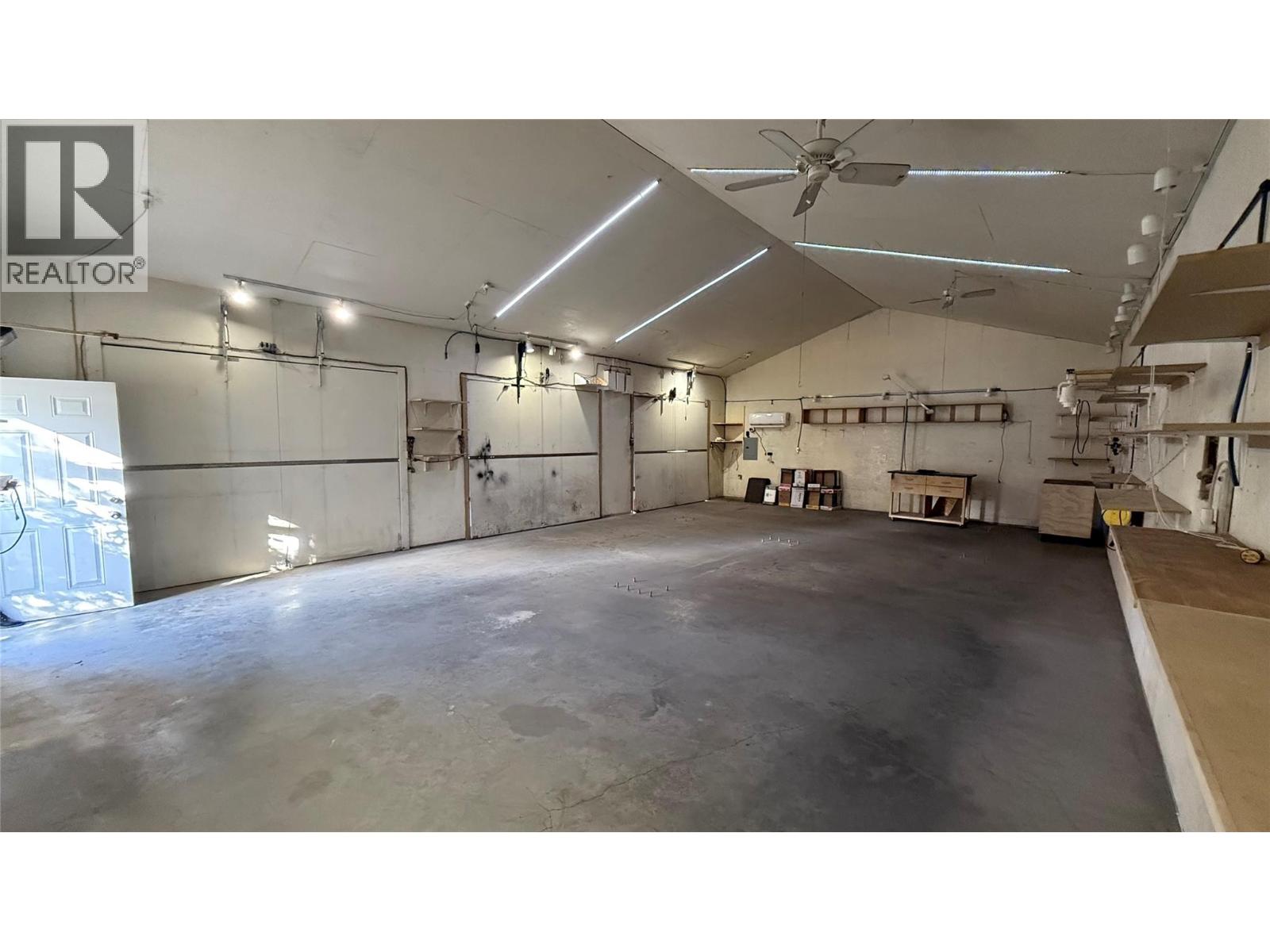 Picture for 169 Cariboo  Road https://www.cirrealty.ca/reb/bc/5/10366165_20.jpg