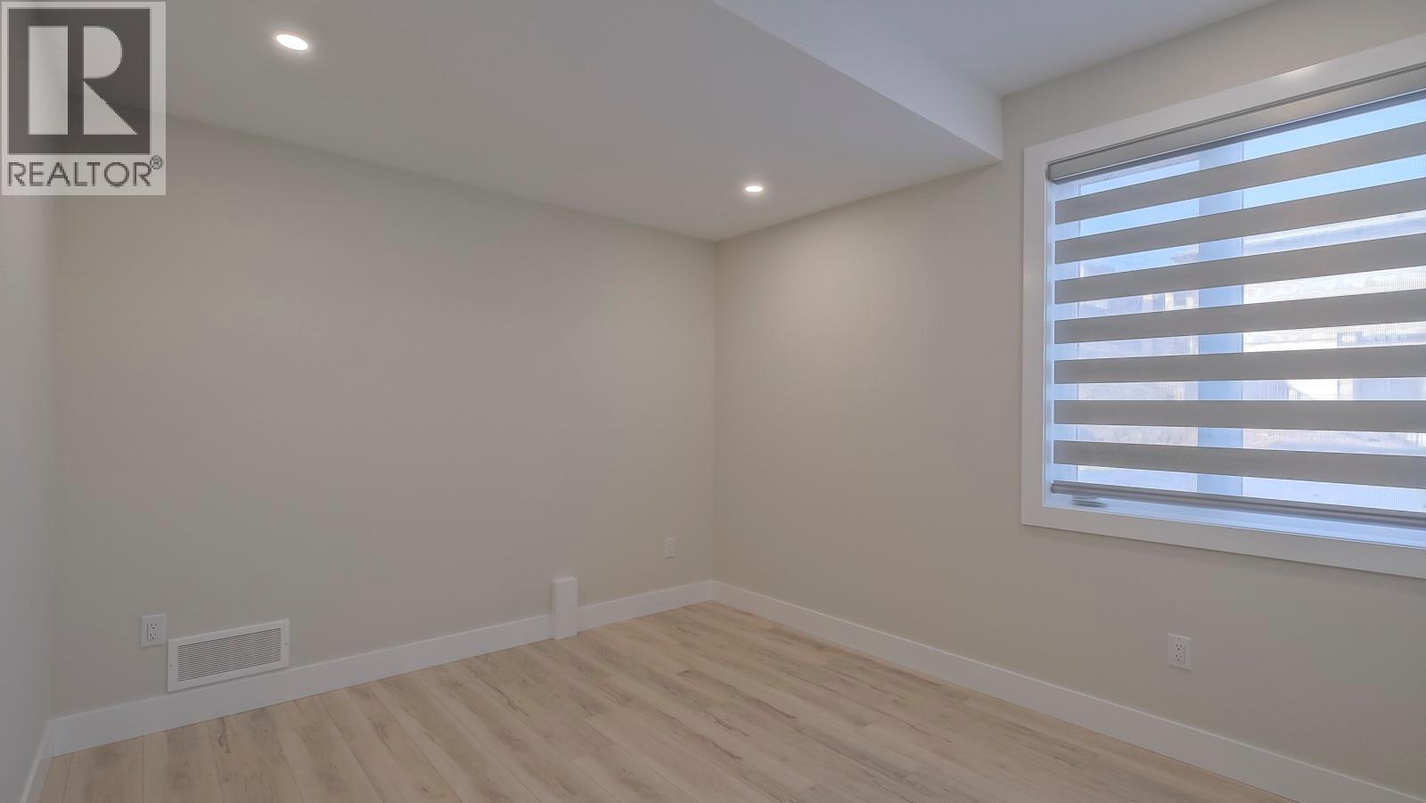 Picture for 937 Royal Troon  Lane https://www.cirrealty.ca/reb/bc/5/10366355_47.jpg