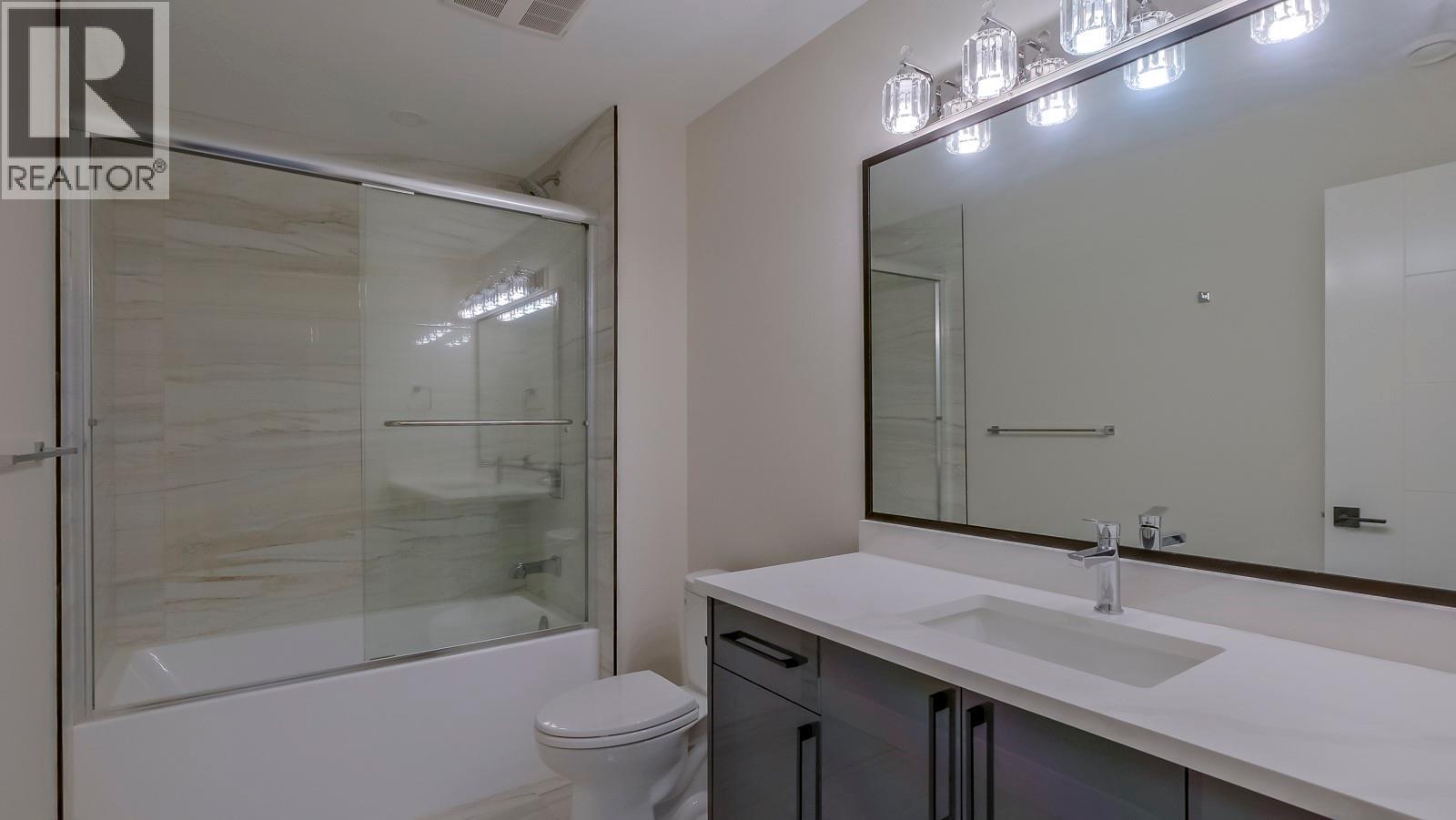 Picture for 937 Royal Troon  Lane https://www.cirrealty.ca/reb/bc/5/10366355_50.jpg