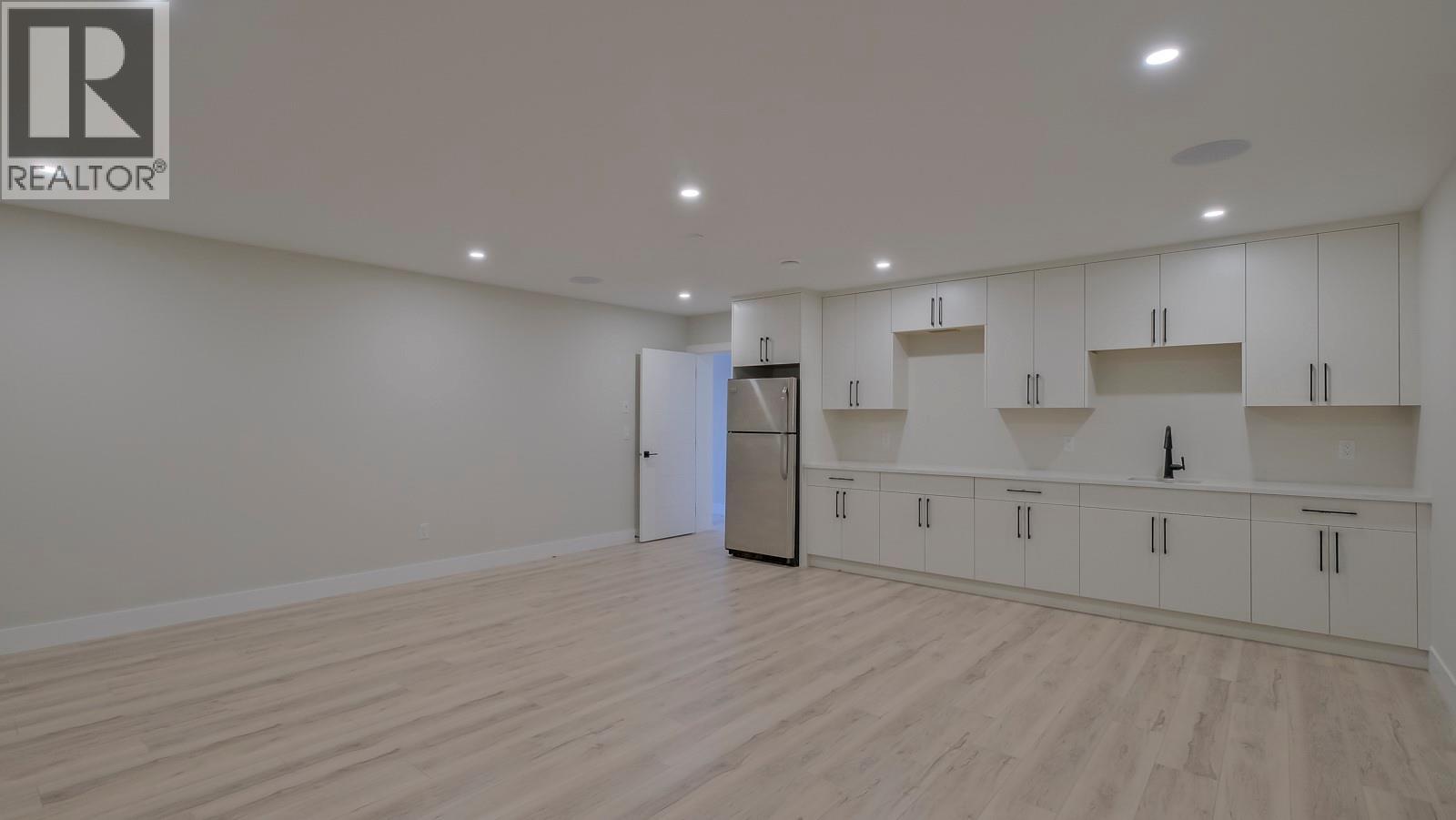 Picture for 937 Royal Troon  Lane https://www.cirrealty.ca/reb/bc/5/10366355_53.jpg