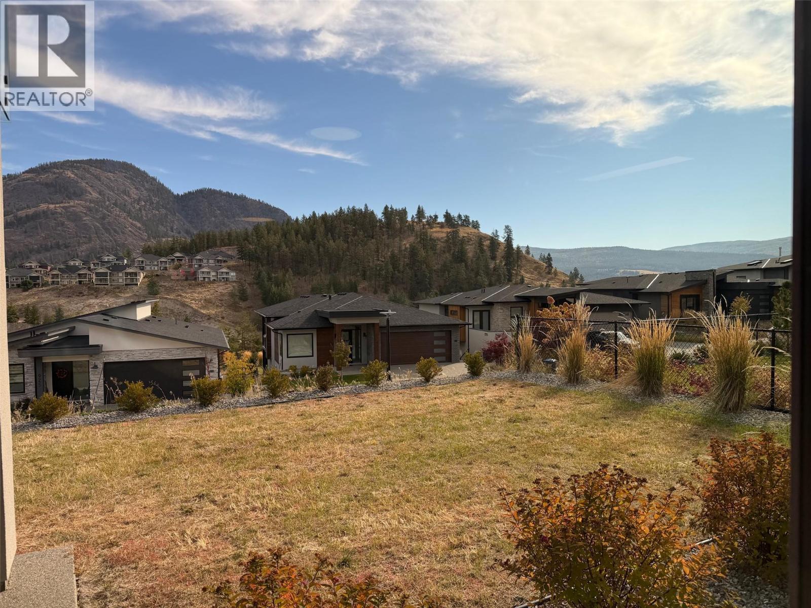 Picture for 937 Royal Troon  Lane https://www.cirrealty.ca/reb/bc/5/10366355_57.jpg