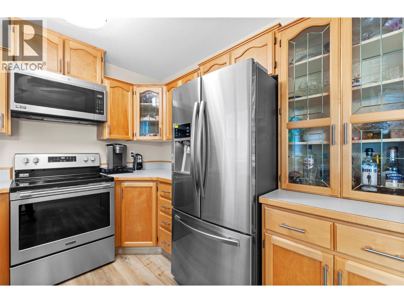 Picture for Unit #120, 1634 Carmi  Avenue https://www.cirrealty.ca/reb/bc/5/10366395_10.jpg