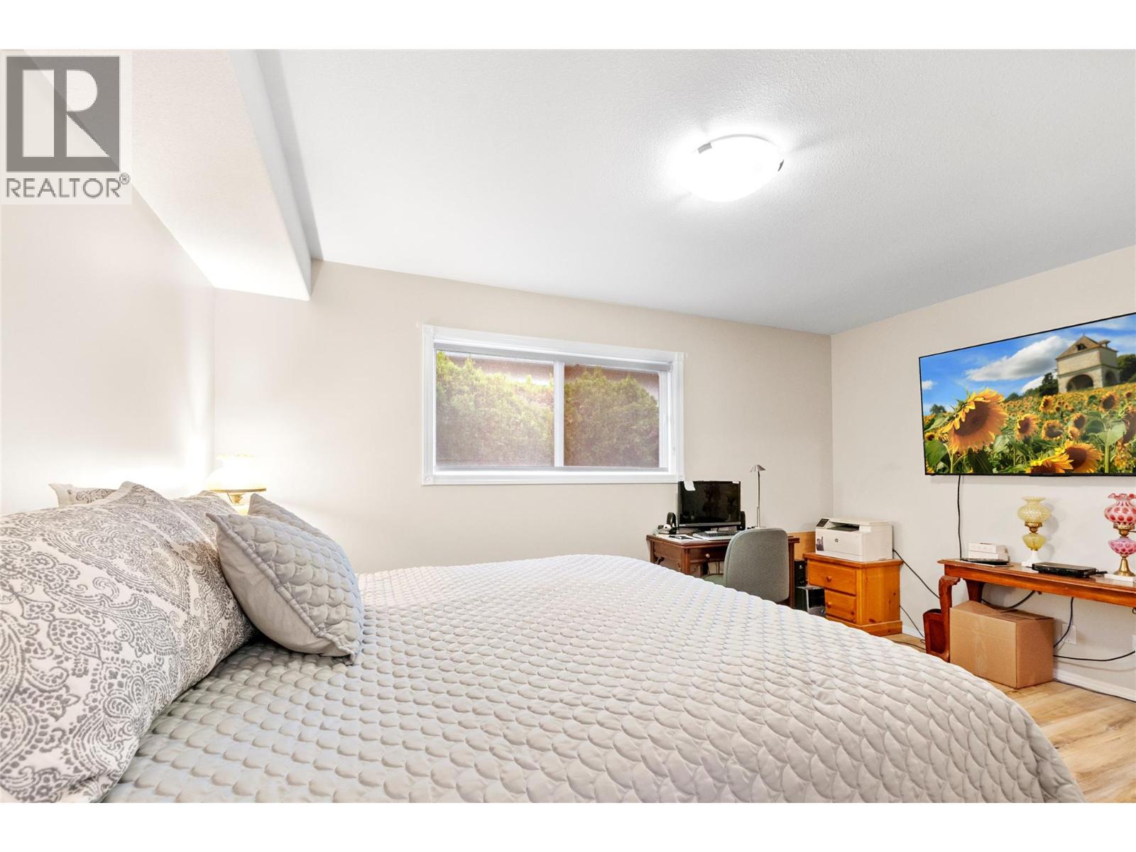 Picture for Unit #120, 1634 Carmi  Avenue https://www.cirrealty.ca/reb/bc/5/10366395_13.jpg