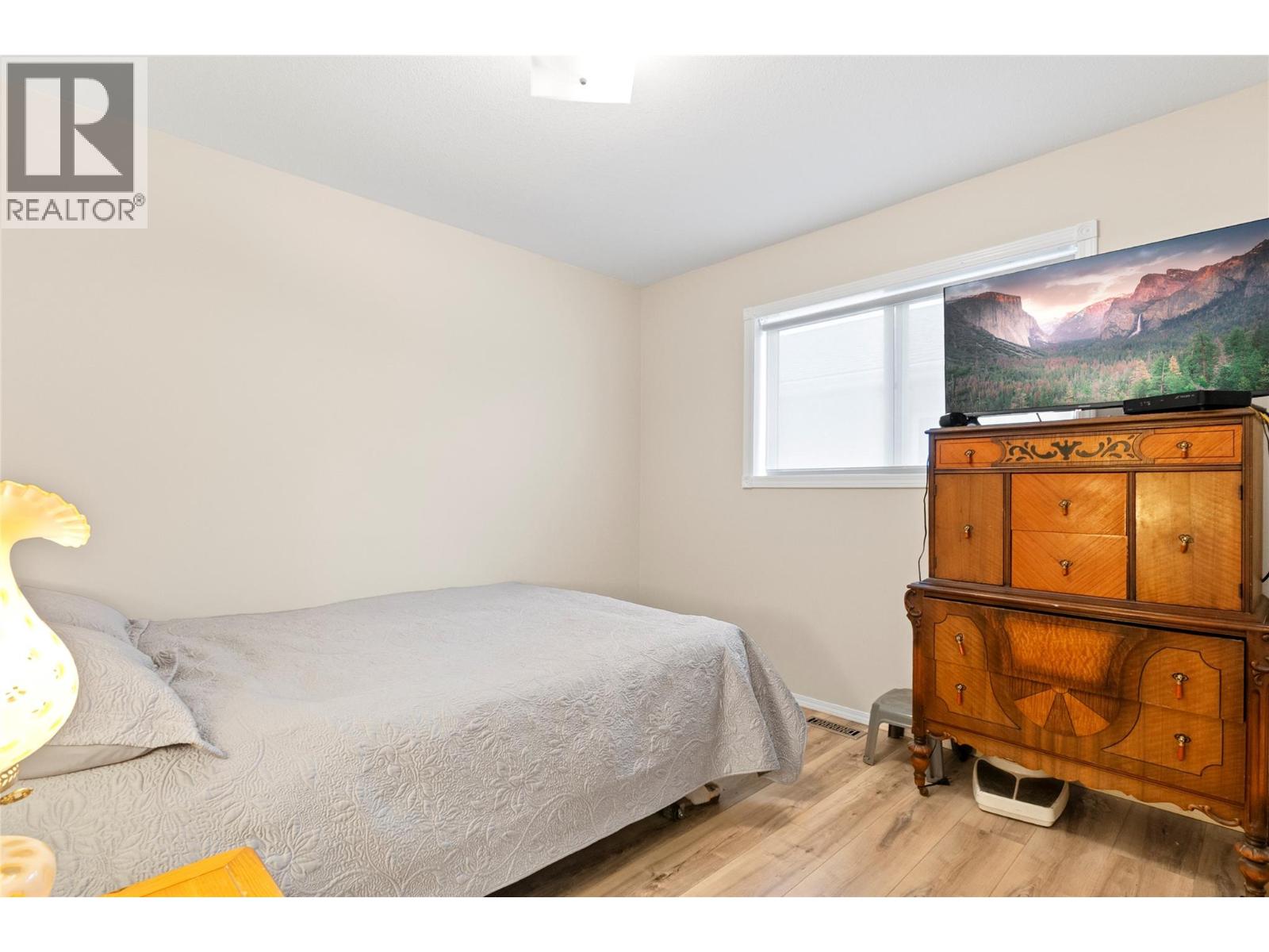 Picture for Unit #120, 1634 Carmi  Avenue https://www.cirrealty.ca/reb/bc/5/10366395_16.jpg