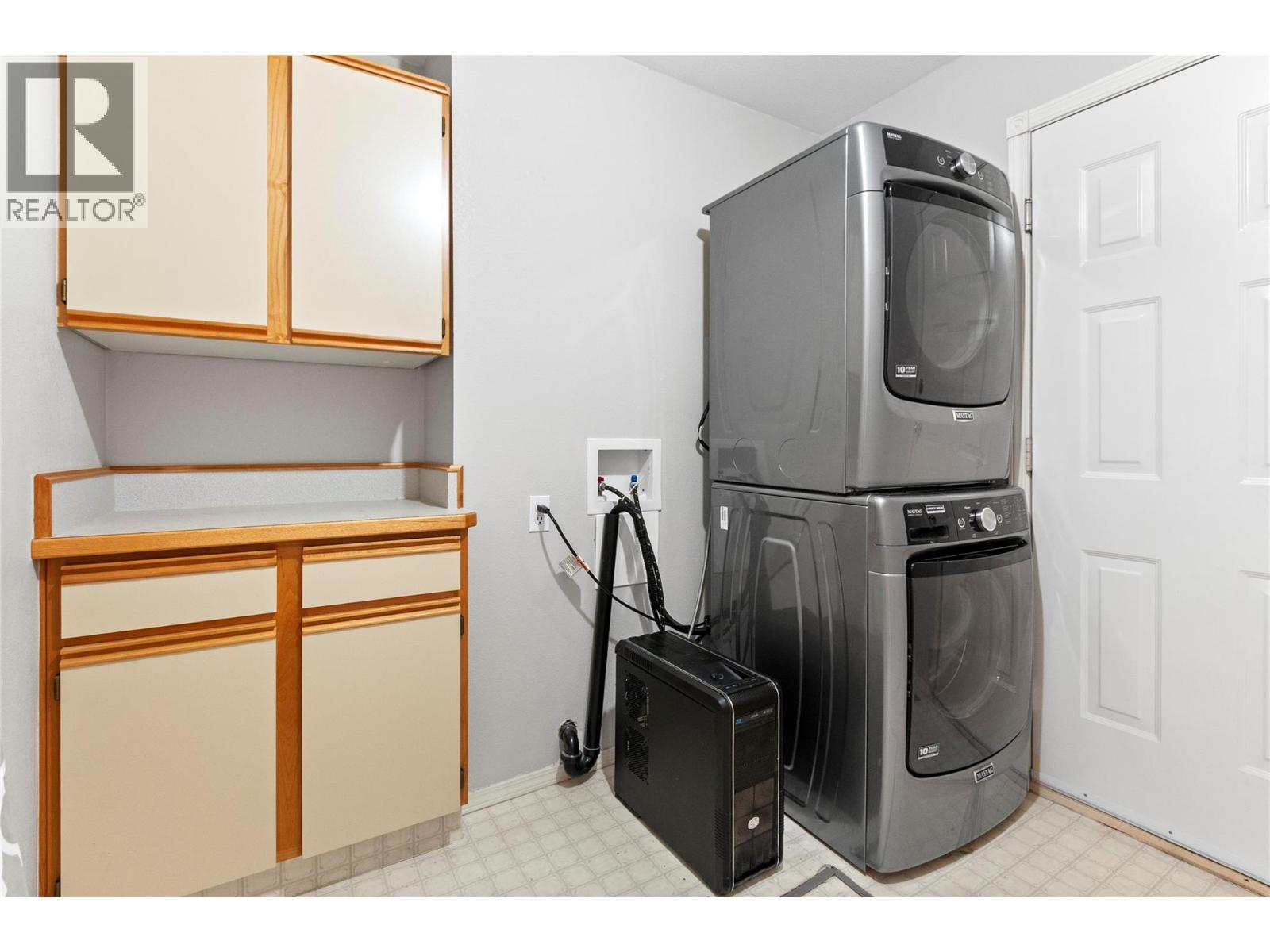 Picture for Unit #120, 1634 Carmi  Avenue https://www.cirrealty.ca/reb/bc/5/10366395_19.jpg