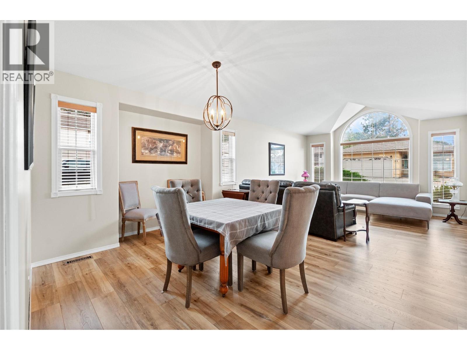 Picture for Unit #120, 1634 Carmi  Avenue