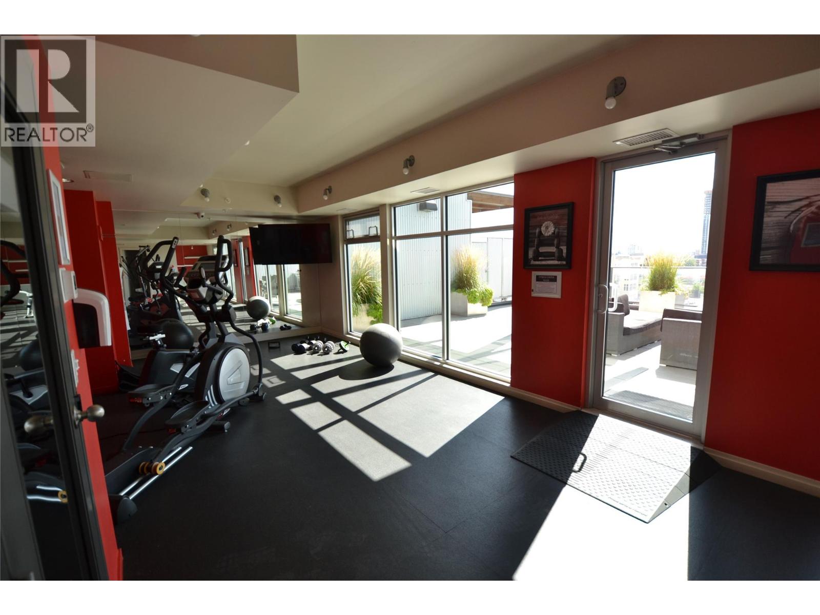 Picture for Unit #505, 1290 St. Paul  Street https://www.cirrealty.ca/reb/bc/5/10366405_10.jpg