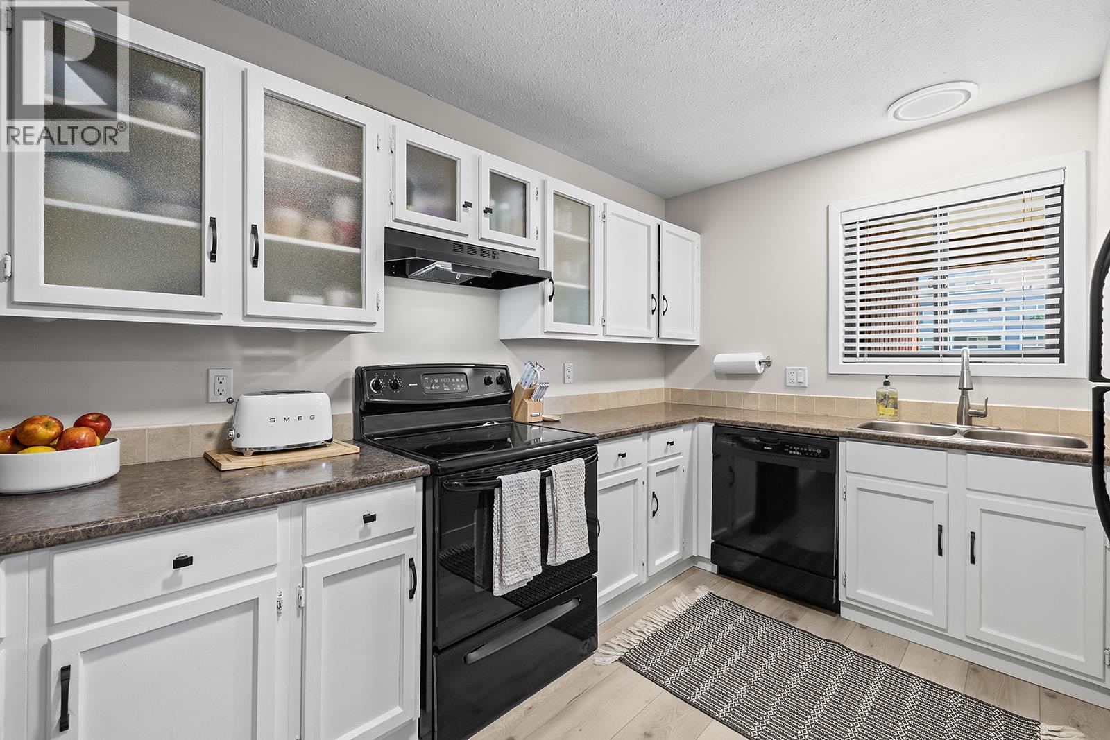 Picture for Unit #206, 1870 Parkinson  Way https://www.cirrealty.ca/reb/bc/5/10366455_11.jpg