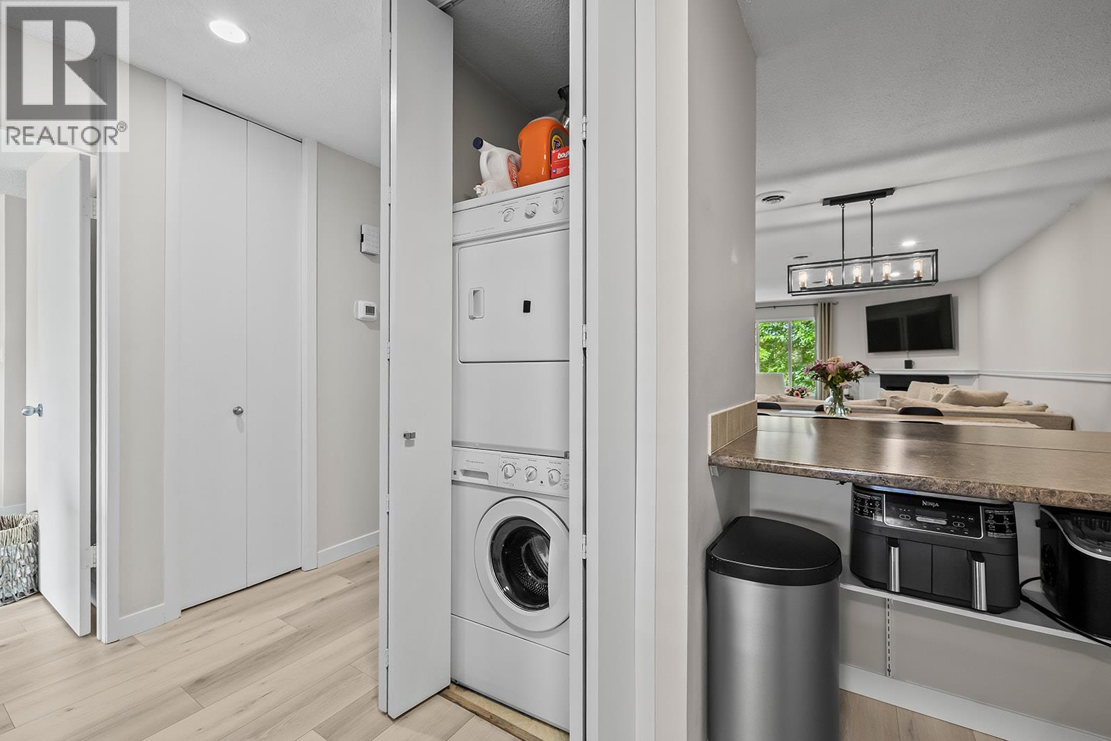 Picture for Unit #206, 1870 Parkinson  Way https://www.cirrealty.ca/reb/bc/5/10366455_15.jpg