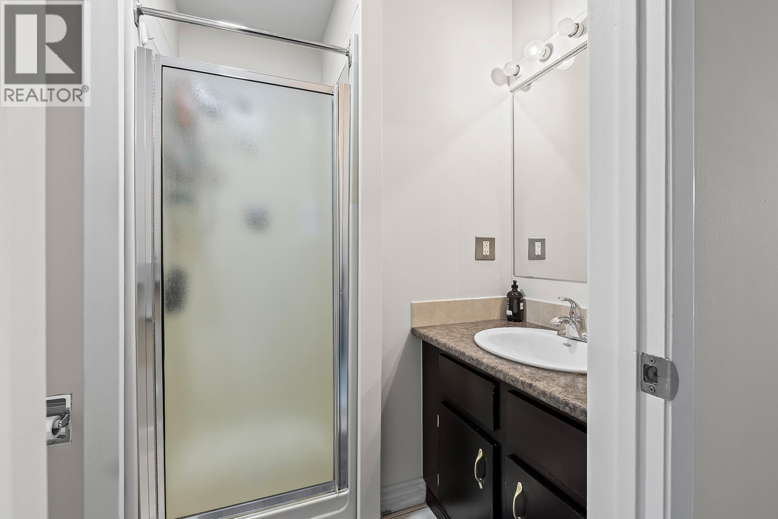 Picture for Unit #206, 1870 Parkinson  Way https://www.cirrealty.ca/reb/bc/5/10366455_20.jpg