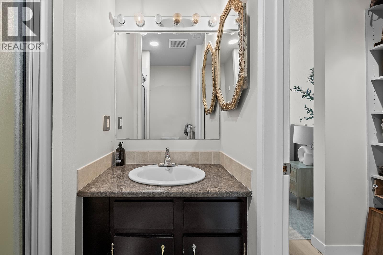 Picture for Unit #206, 1870 Parkinson  Way https://www.cirrealty.ca/reb/bc/5/10366455_21.jpg