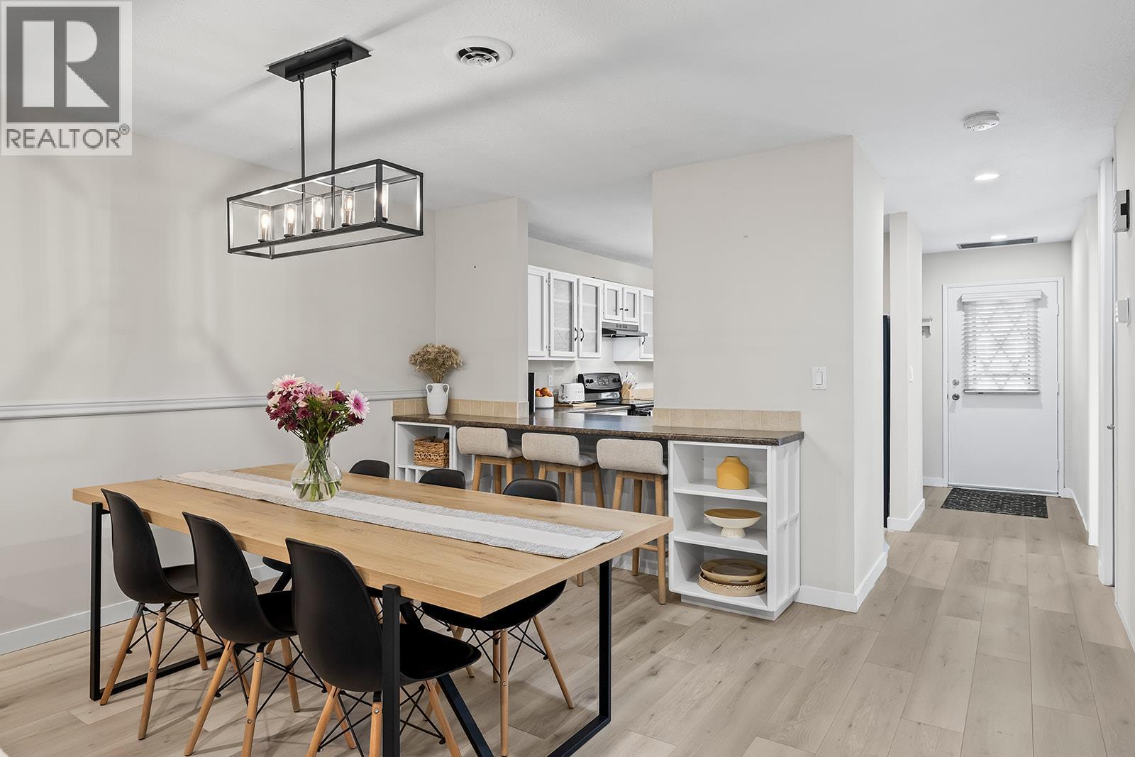 Picture for Unit #206, 1870 Parkinson  Way https://www.cirrealty.ca/reb/bc/5/10366455_8.jpg