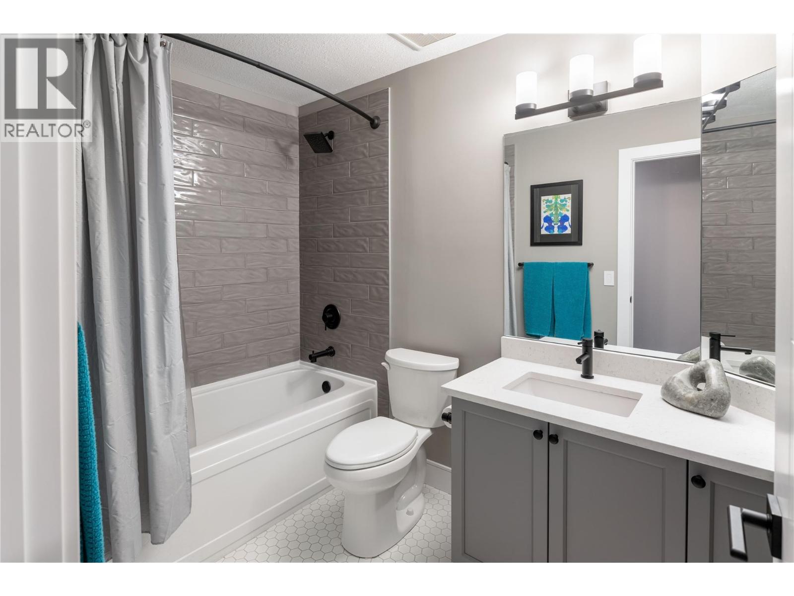 Picture for Unit #501, 529 Truswell  Road https://www.cirrealty.ca/reb/bc/5/10366495_16.jpg