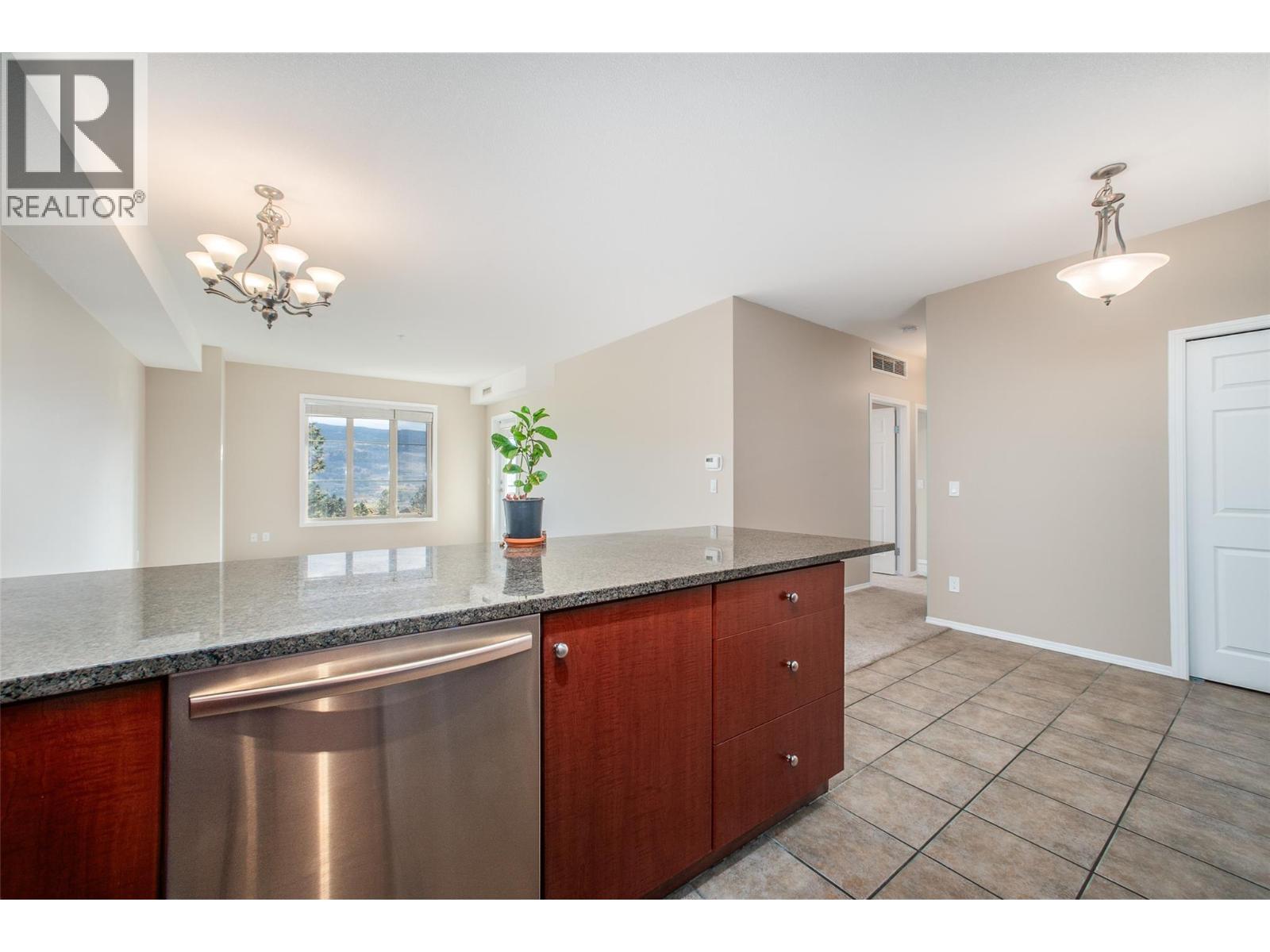 Picture for Unit #1514, 1875 Country Club  Drive