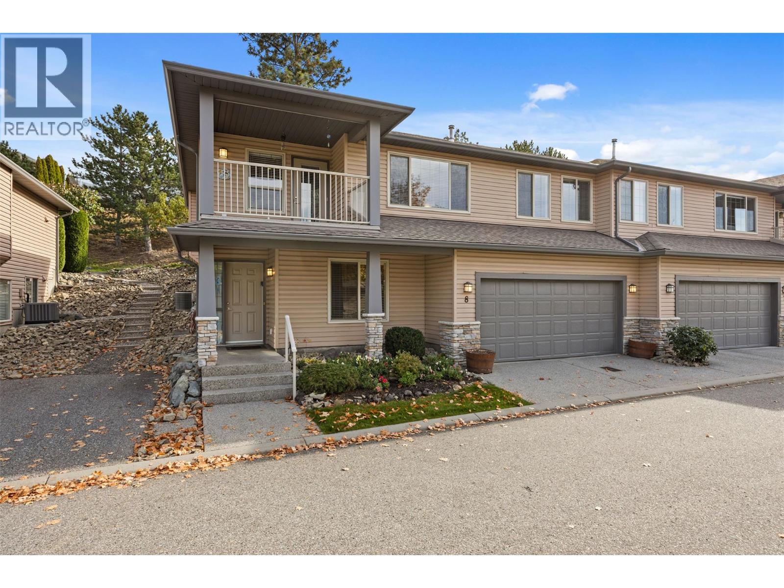 Picture for Unit #8, 3512 Ridge  Boulevard https://www.cirrealty.ca/reb/bc/5/10366635_24.jpg