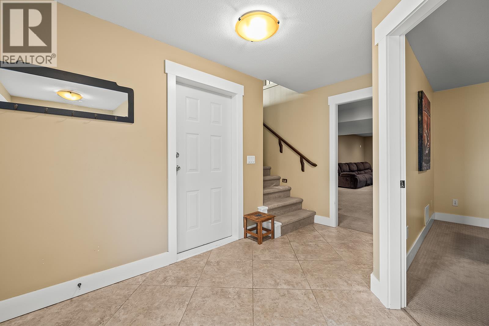 Picture for 3431 Camelback  Drive https://www.cirrealty.ca/reb/bc/5/10366675_42.jpg