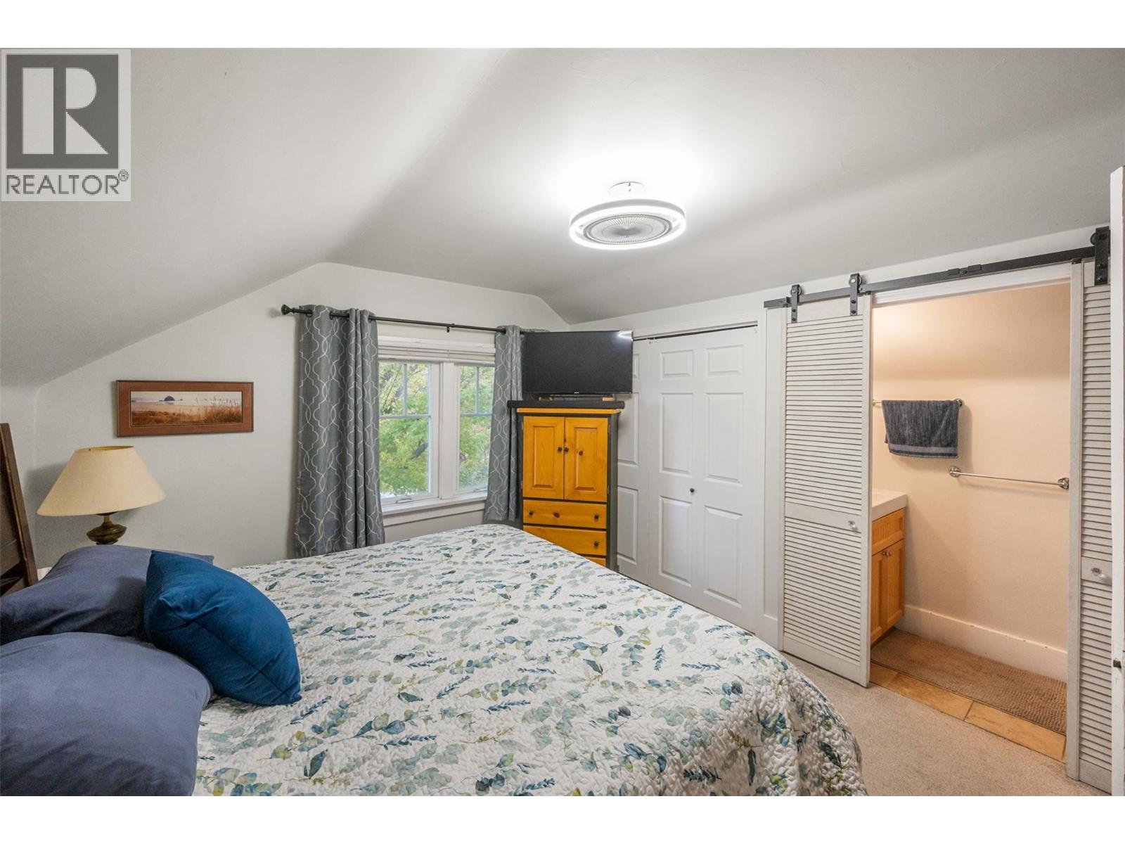 Picture for 598 Van Horne  Street https://www.cirrealty.ca/reb/bc/5/10366835_26.jpg