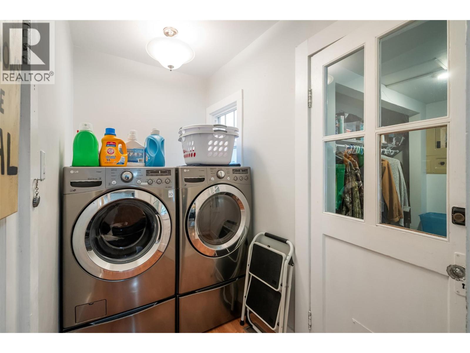 Picture for 598 Van Horne  Street https://www.cirrealty.ca/reb/bc/5/10366835_32.jpg