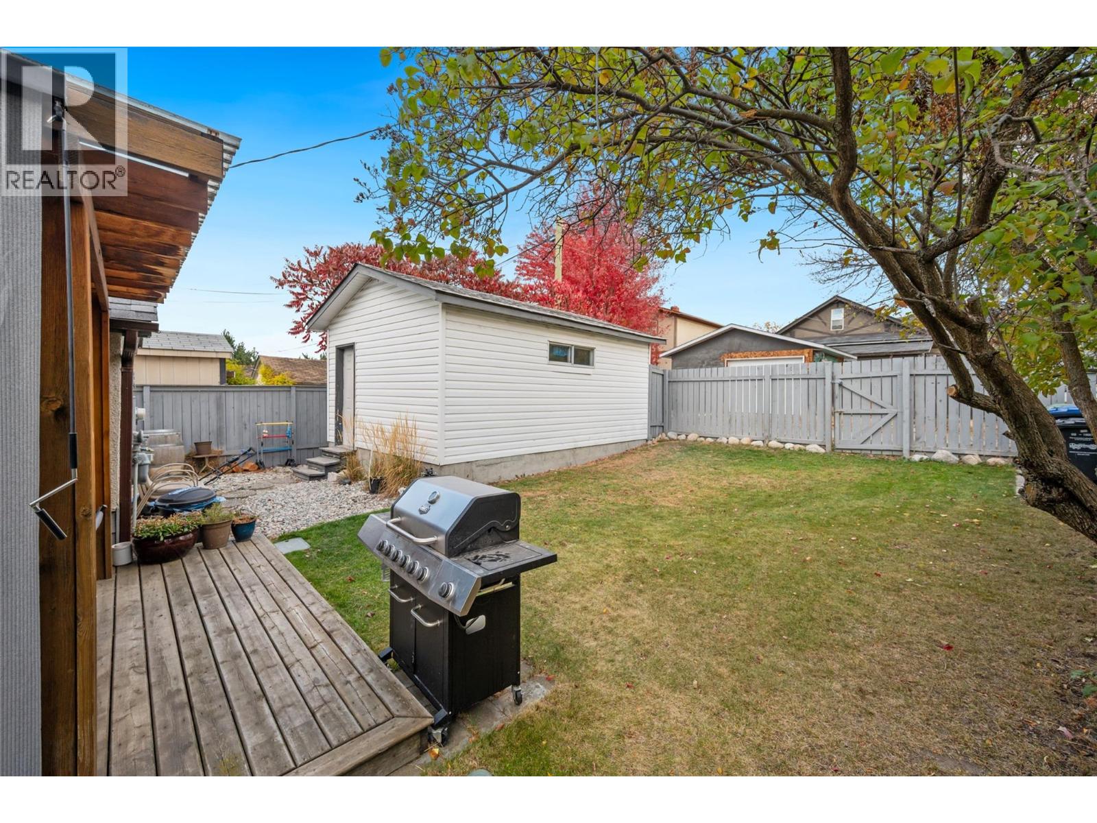 Picture for 598 Van Horne  Street https://www.cirrealty.ca/reb/bc/5/10366835_35.jpg