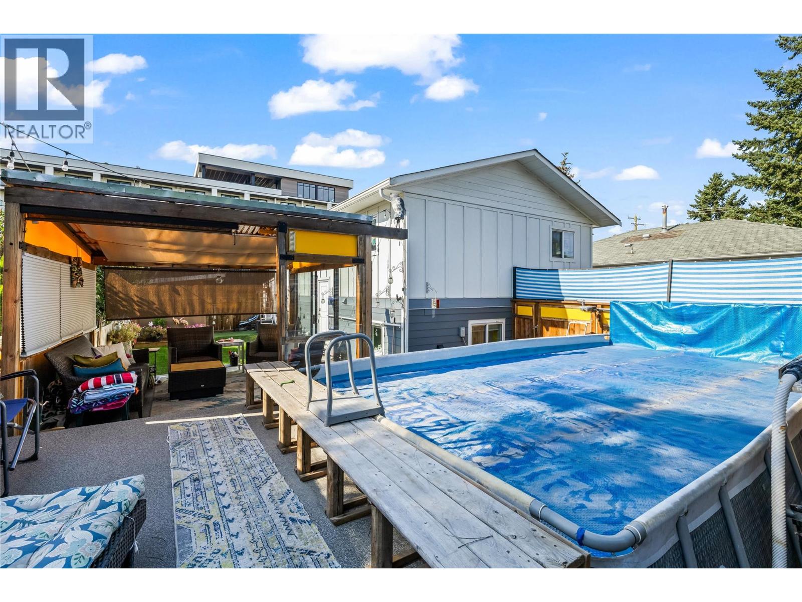 Picture for 1319 Belaire  Avenue https://www.cirrealty.ca/reb/bc/5/10366885_20.jpg