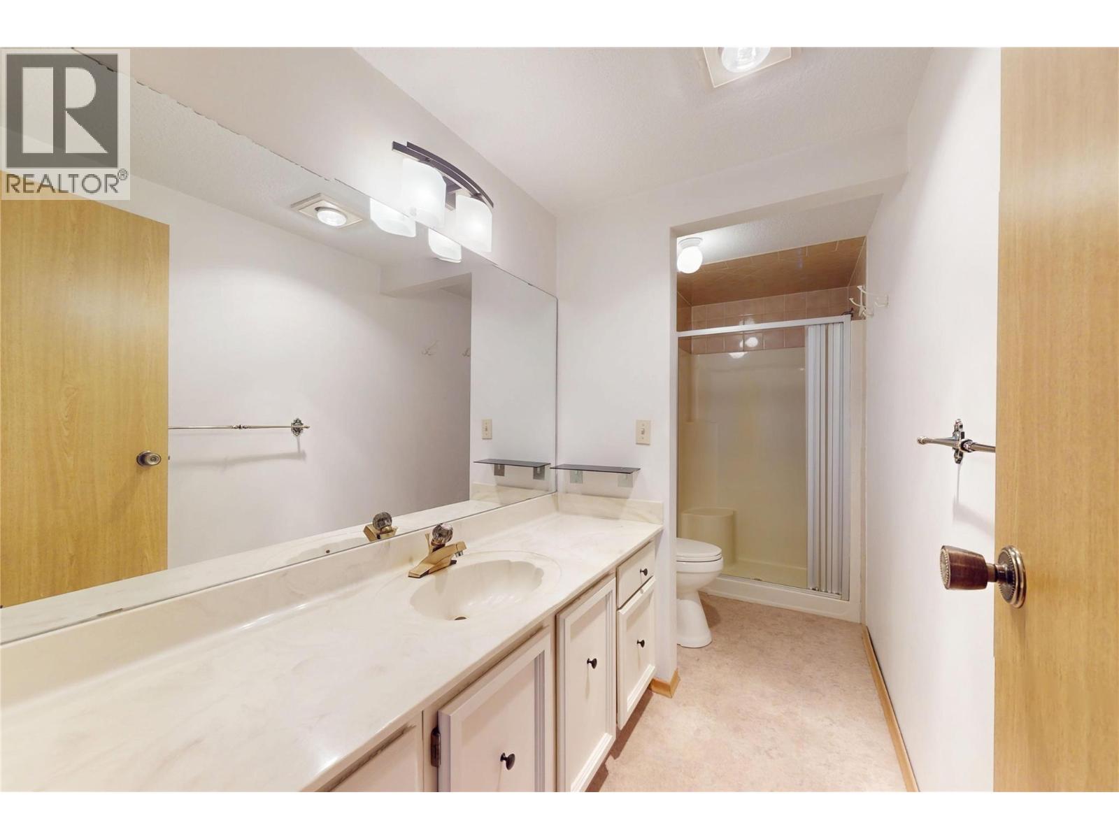 Picture for Unit #114, 1075 Bernard  Avenue https://www.cirrealty.ca/reb/bc/5/10366905_26.jpg