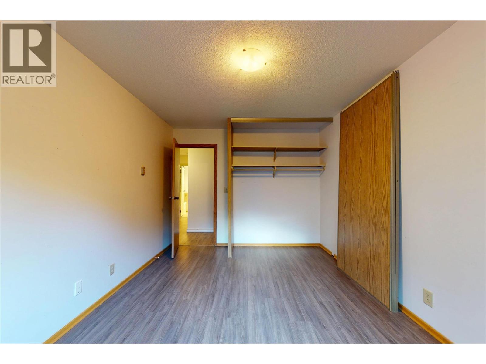 Picture for Unit #114, 1075 Bernard  Avenue https://www.cirrealty.ca/reb/bc/5/10366905_31.jpg