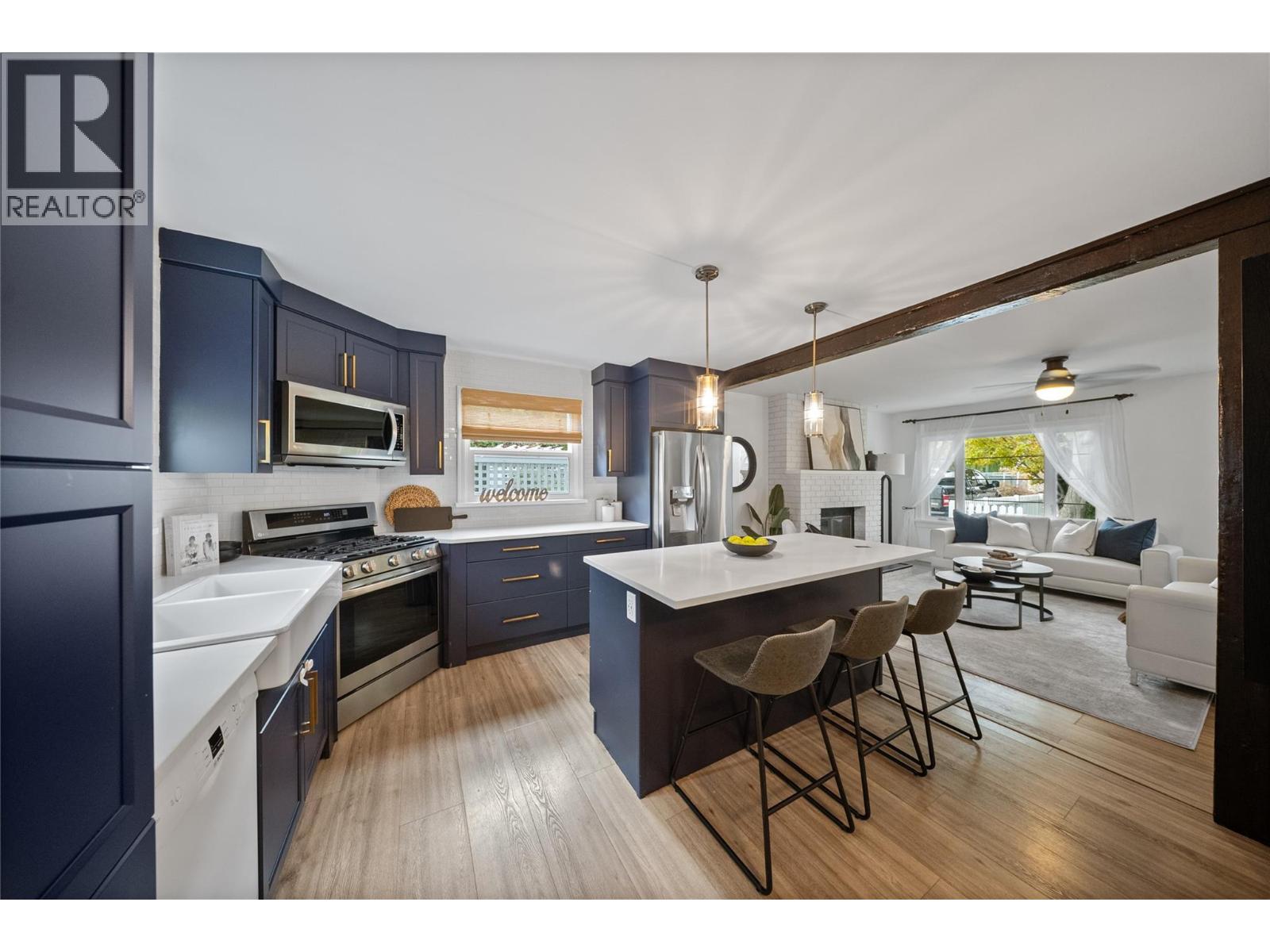 Picture for 765 Birch  Avenue