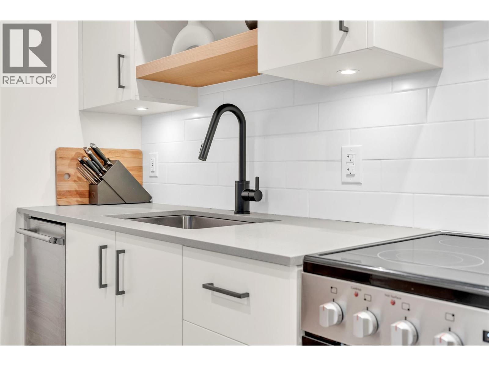 Picture for Unit #311, 660 Cawston  Avenue