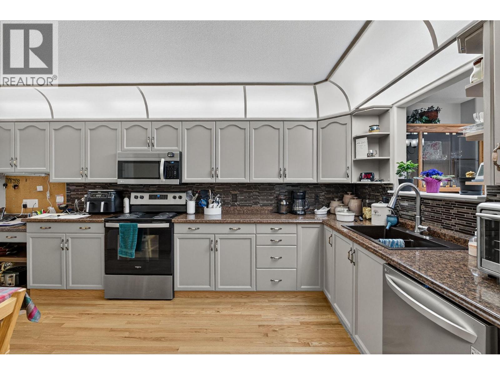 Picture for Unit #13, 1800 Parkview  Crescent