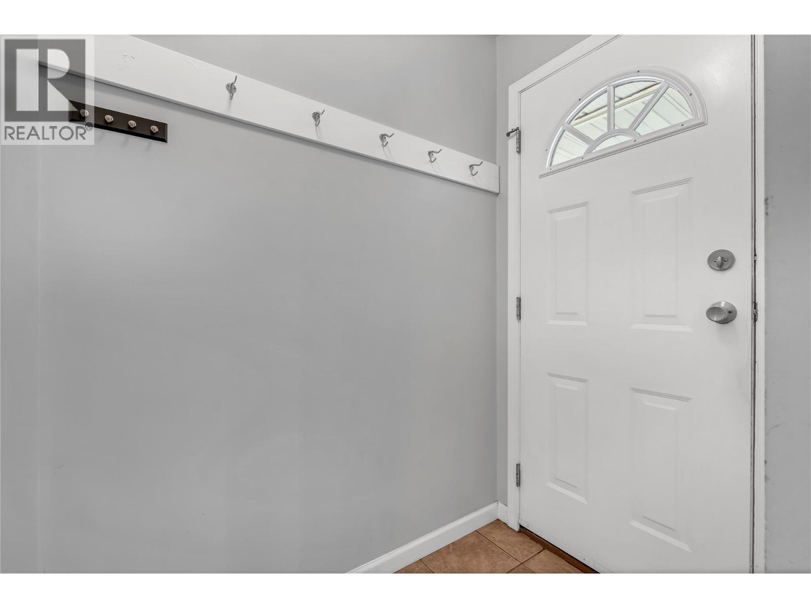 Picture for Unit #101 & 201, 654 Wade  AvenueW