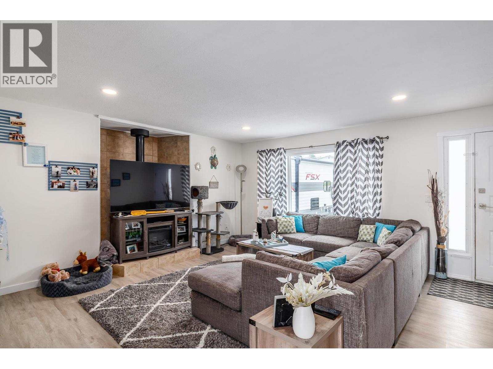 Picture for 3728 Glenway  Road