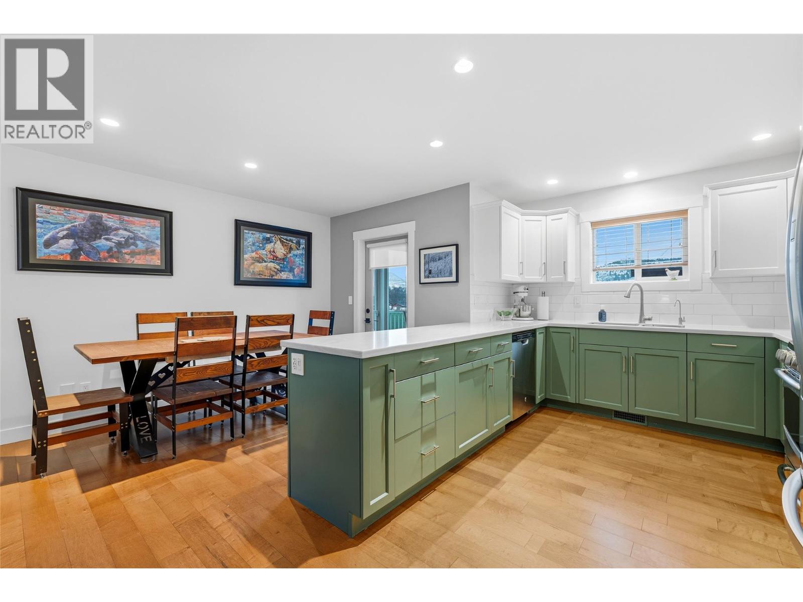 Picture for 976 Lawson  Avenue