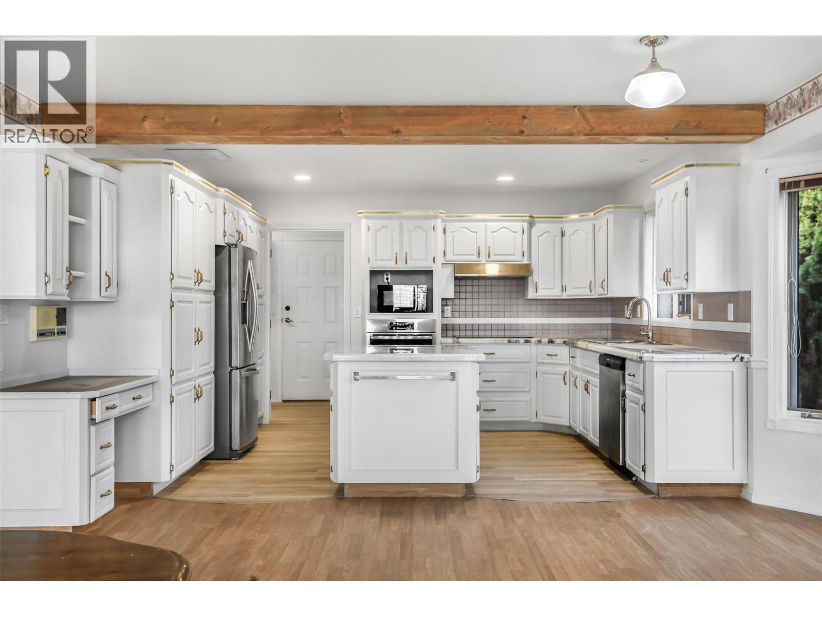 Picture for 727 Cassiar  Crescent