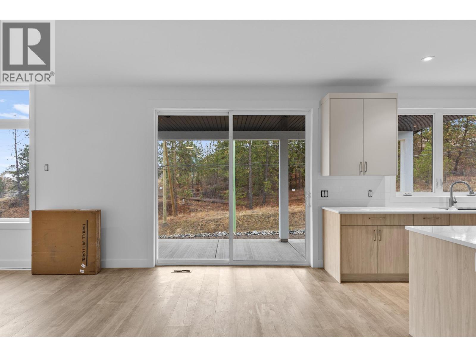 Picture for 2208 Surrey  Road