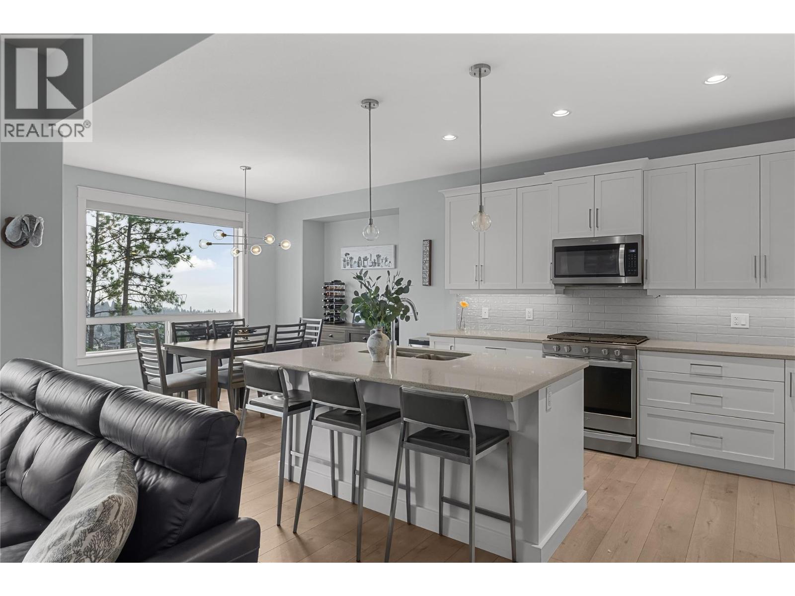 Picture for 2573 Crown Crest  Drive