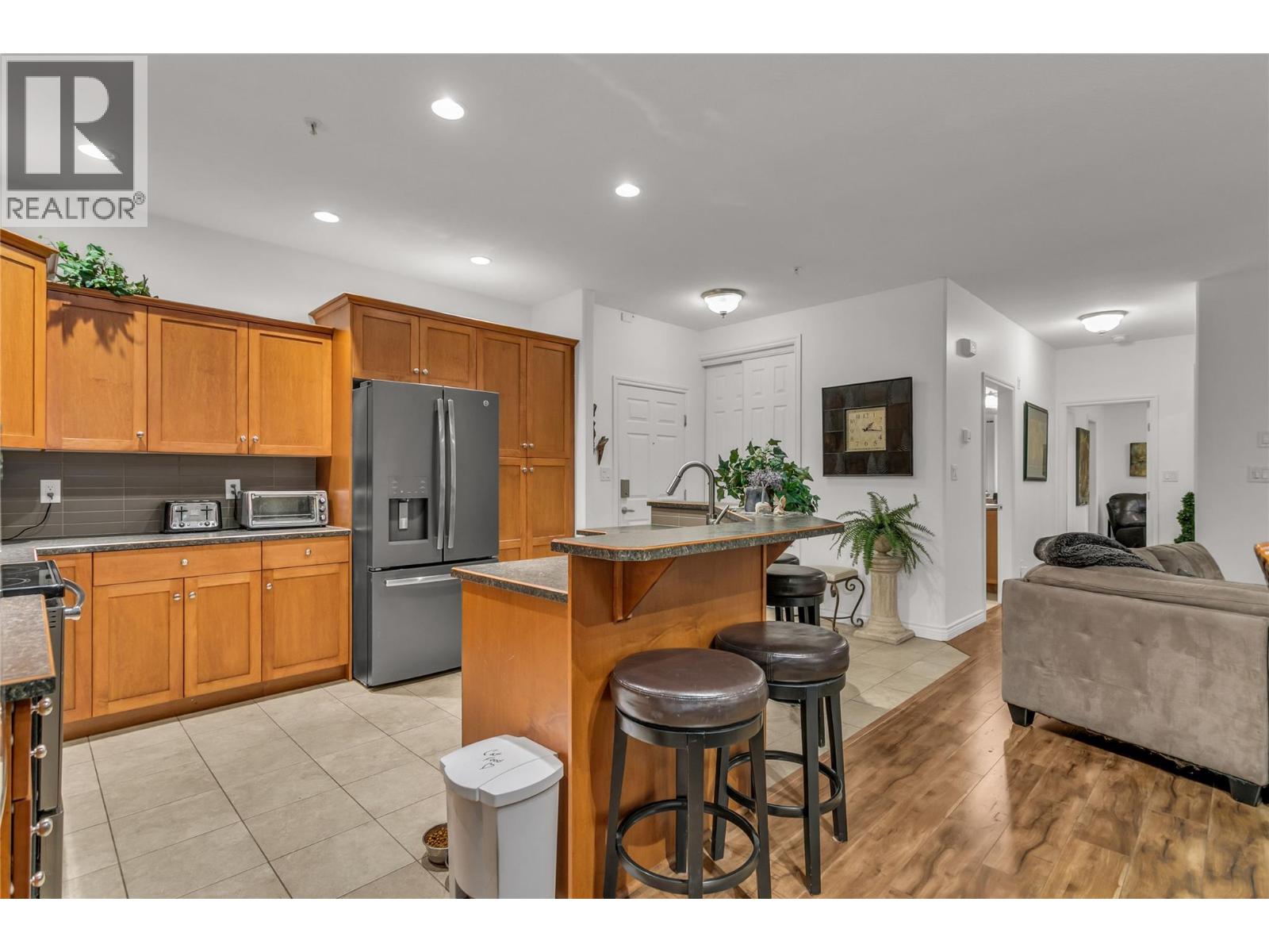 Picture for Unit #104, 1961 Durnin  Road