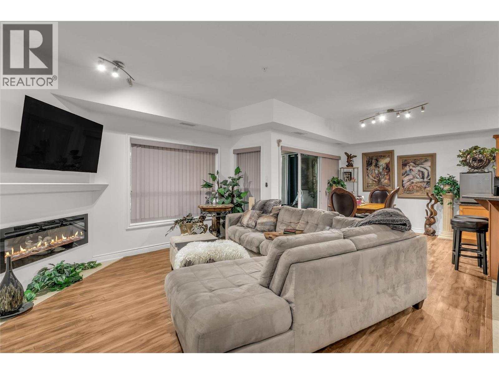 Picture for Unit #104, 1961 Durnin  Road