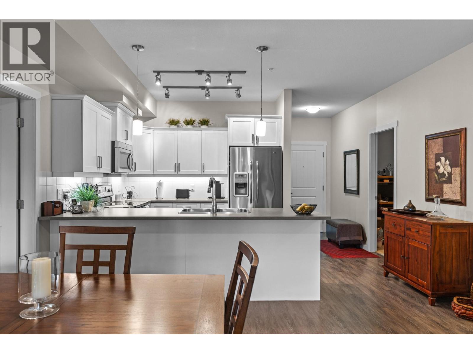 Picture for Unit #111, 3733 Casorso  Road