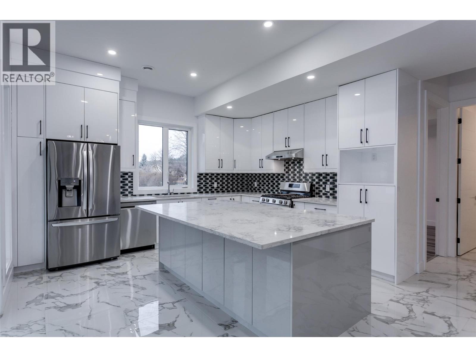 Picture for 474 Snowsell  StreetN