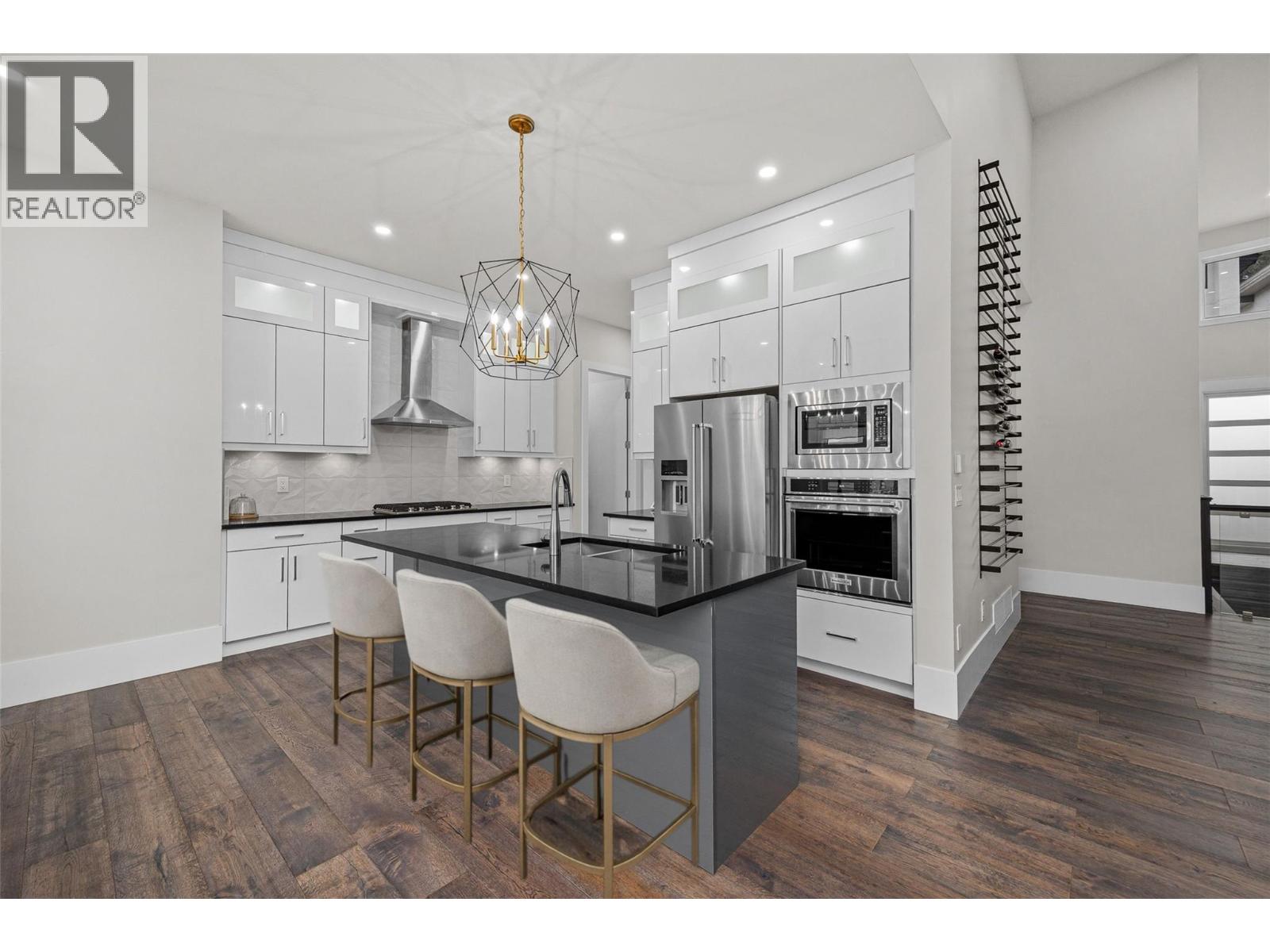 Picture for 3410 Chocolate Lily  Lane