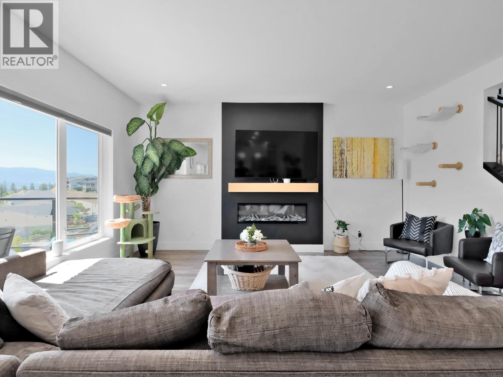 Picture for 767 Acadia  Street