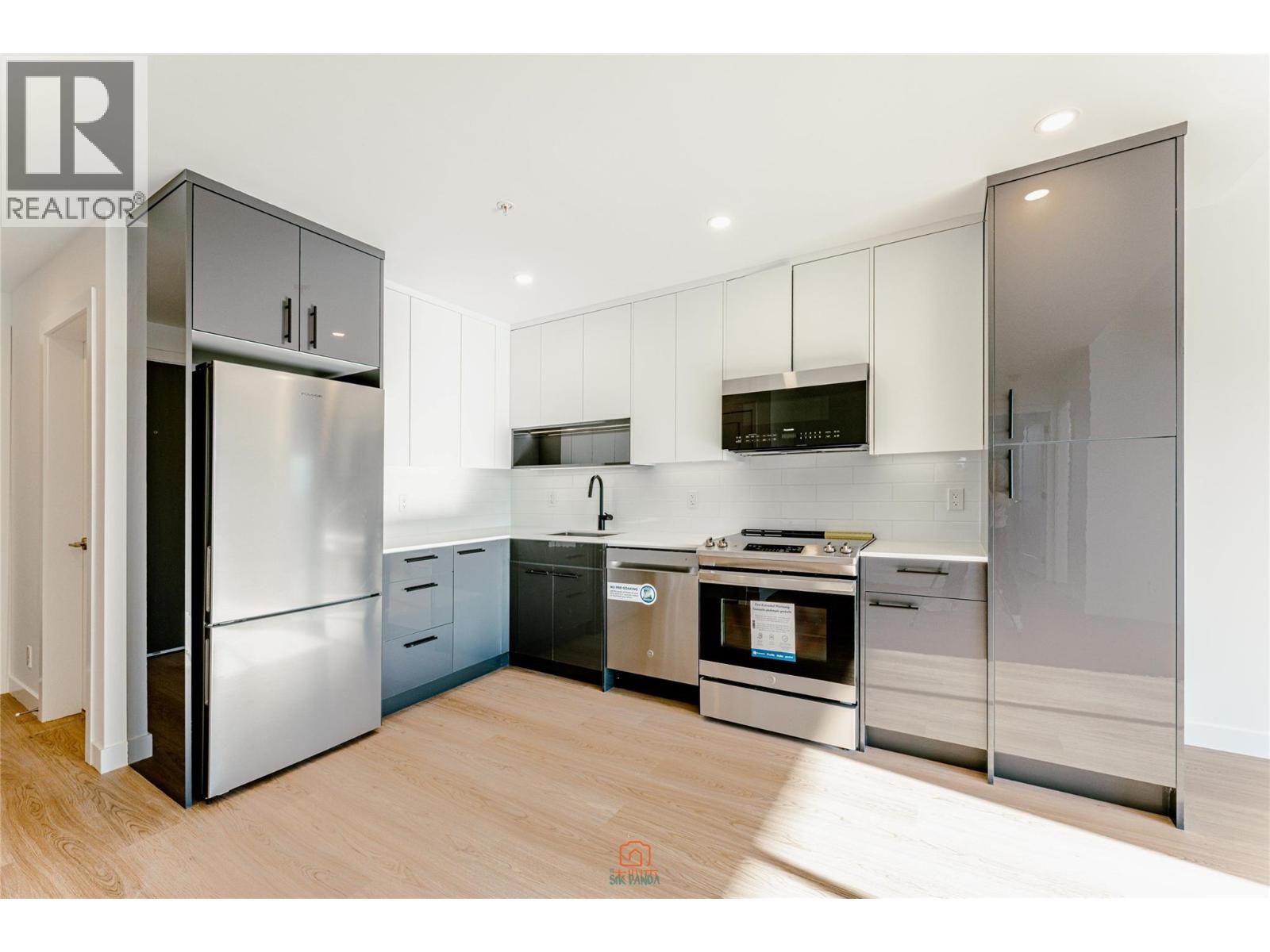 Picture for Unit #309, 1350 Pridham  Avenue