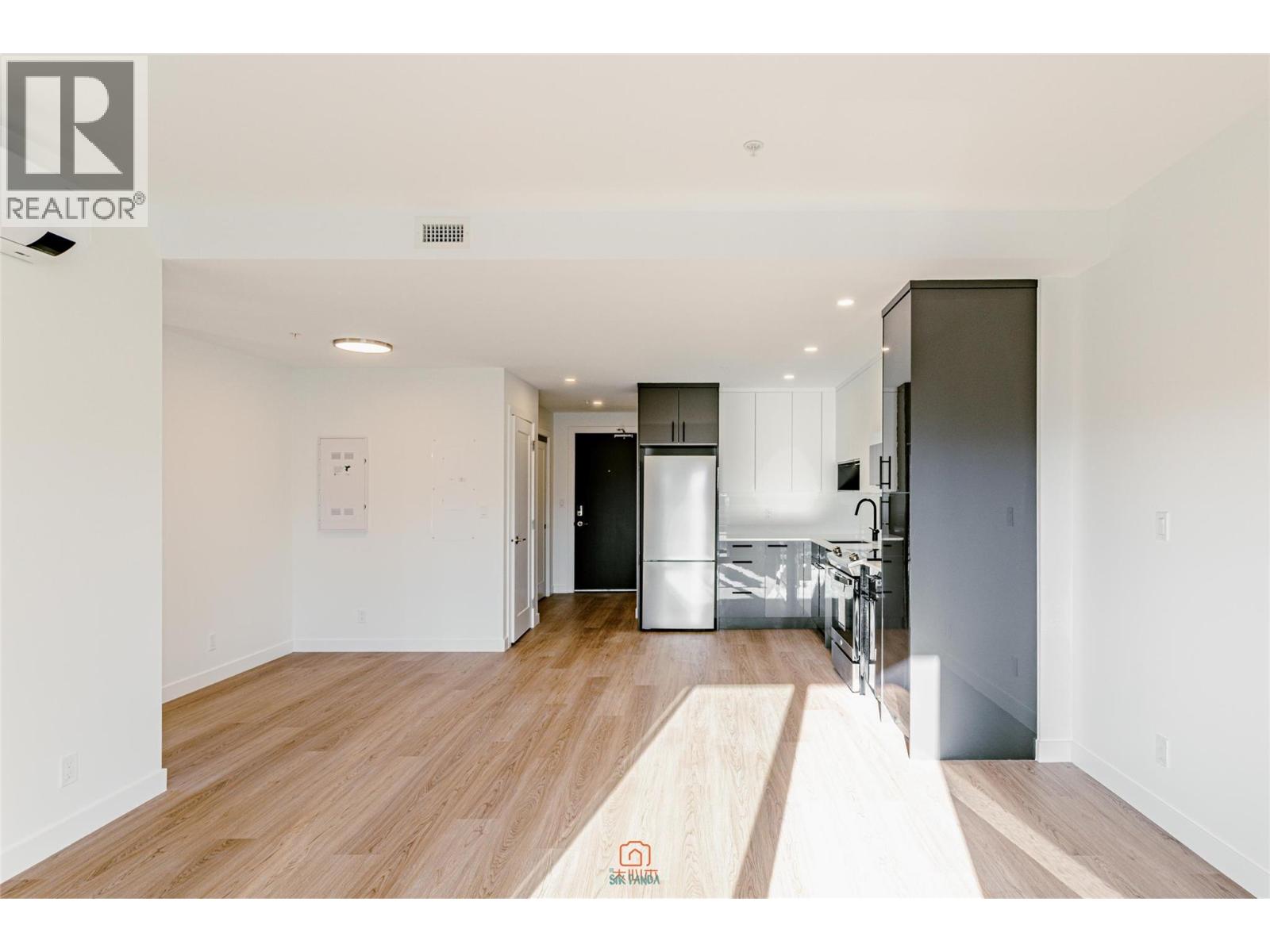 Picture for Unit #309, 1350 Pridham  Avenue