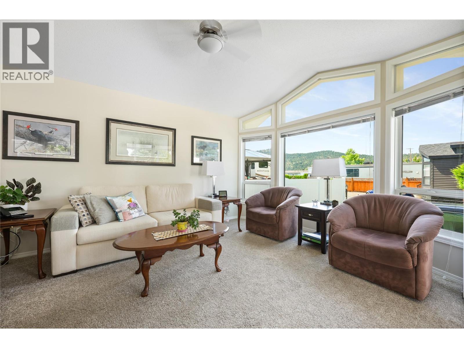 Picture for Unit #282, 415 Commonwealth  Road