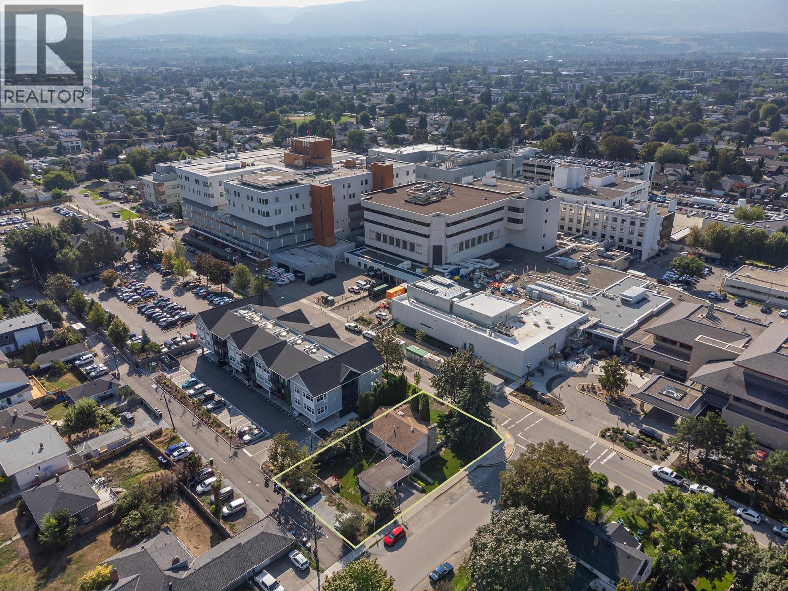 Picture for 408 Royal  Avenue