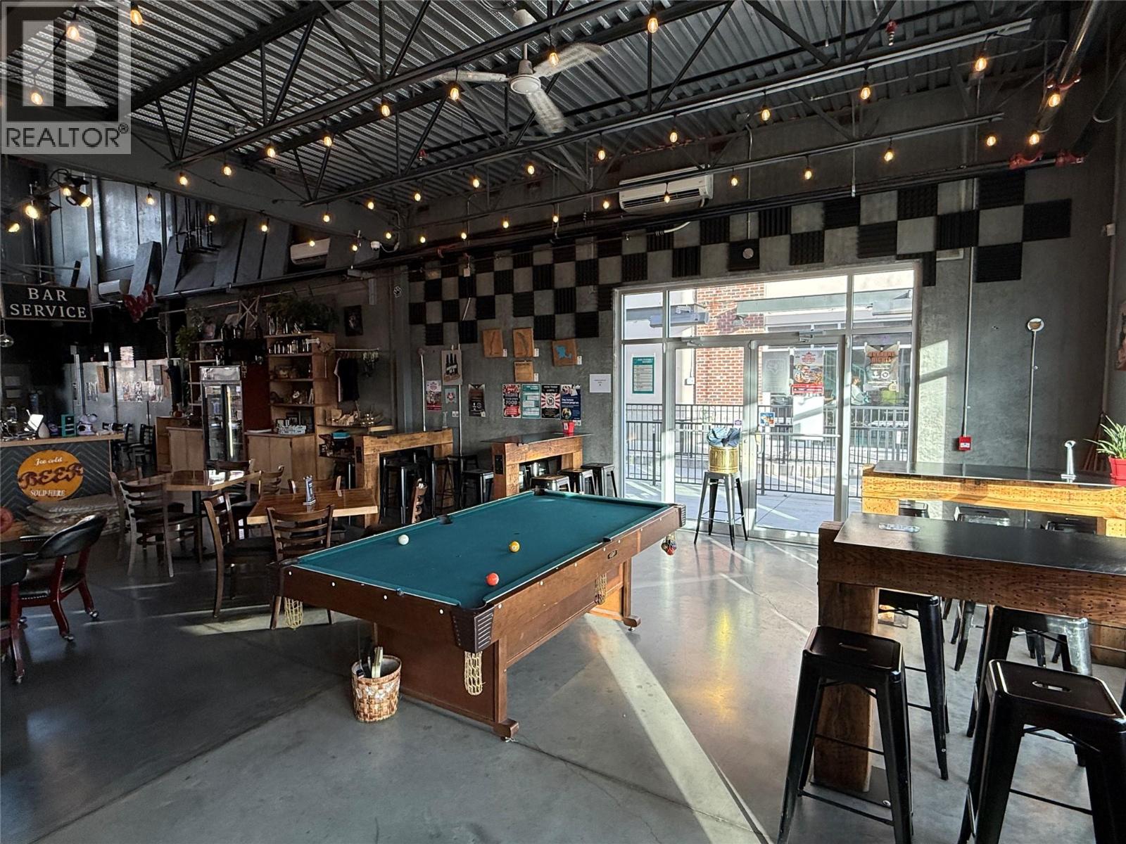 Picture for Unit #206 & 207, 880 Clement  Avenue