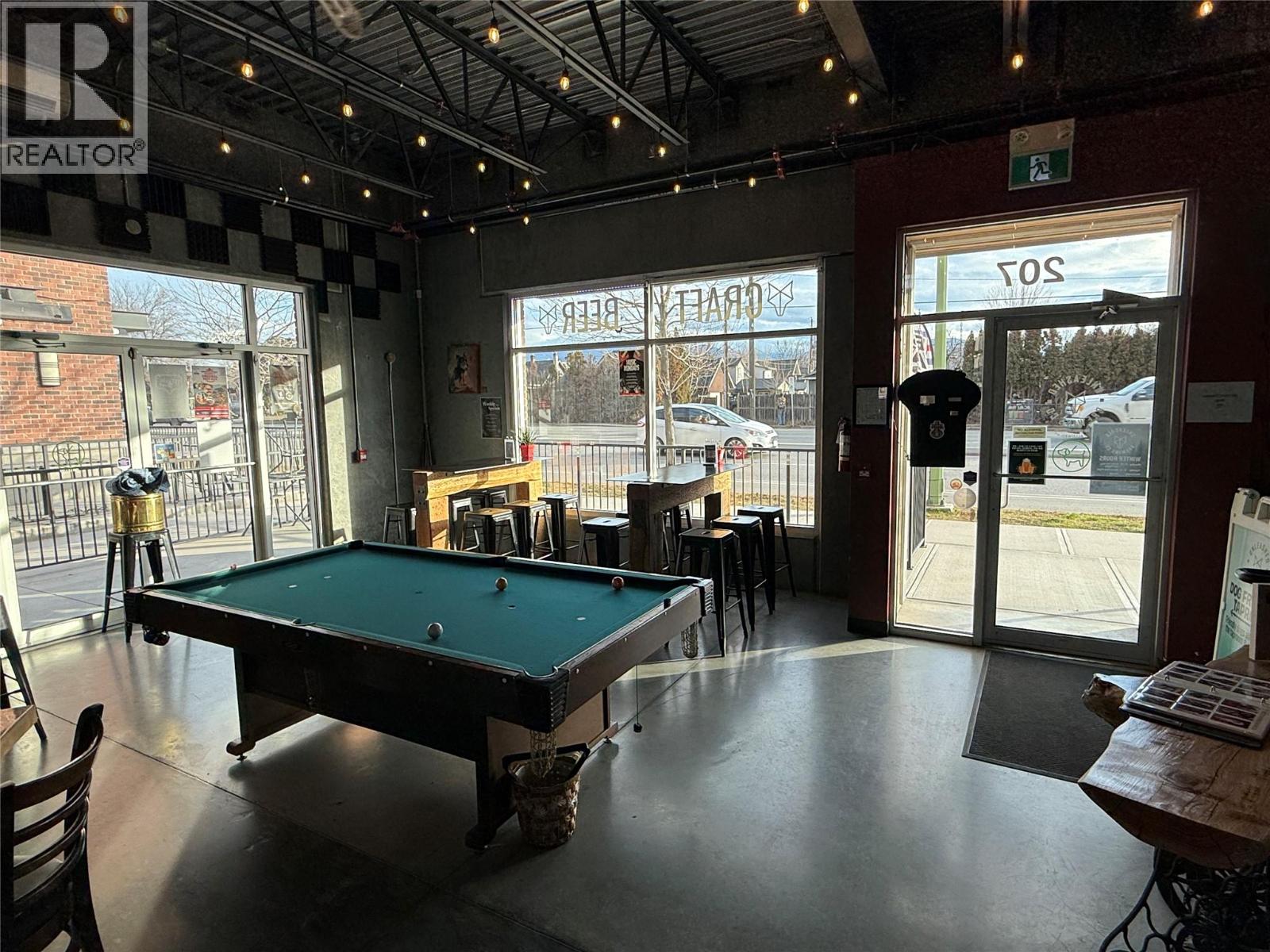 Picture for Unit #206 & 207, 880 Clement  Avenue