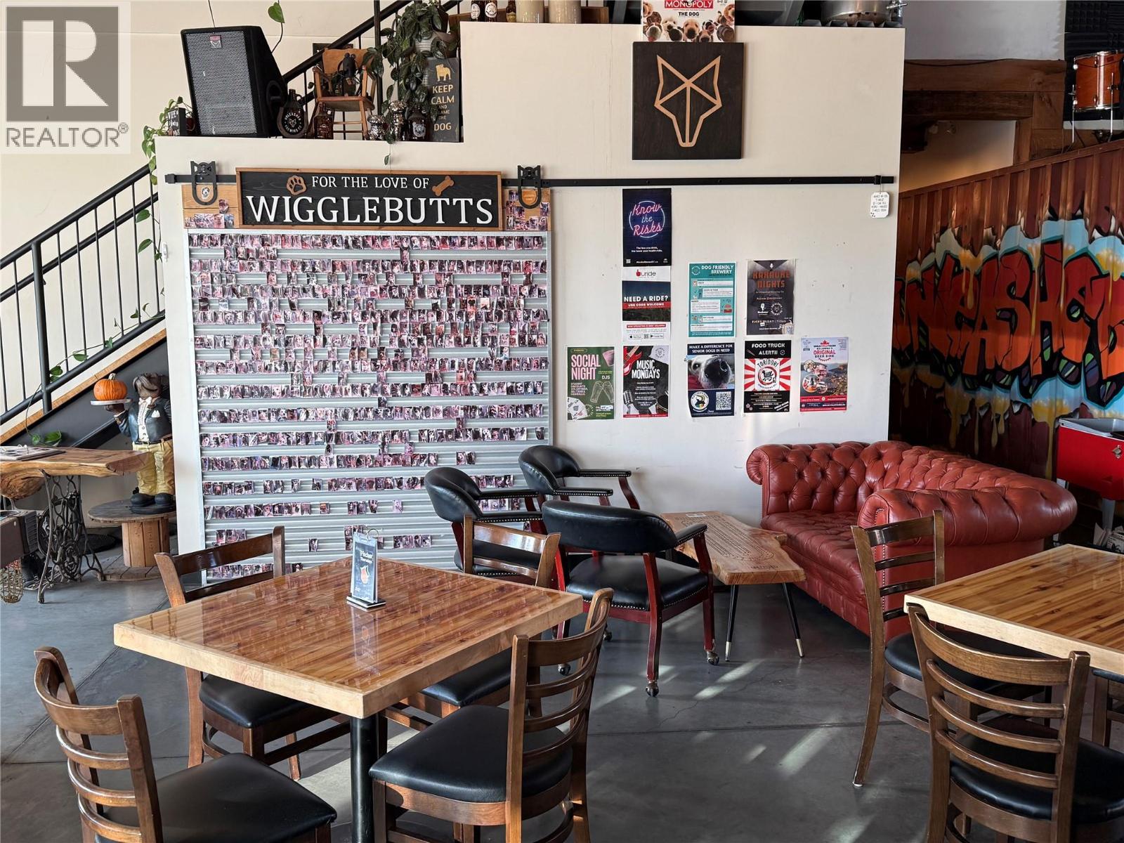 Picture for Unit #206 & 207, 880 Clement  Avenue