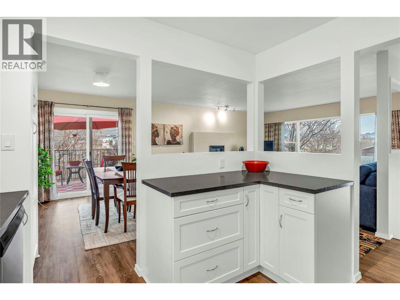 Picture for 3 Dogwood  Place