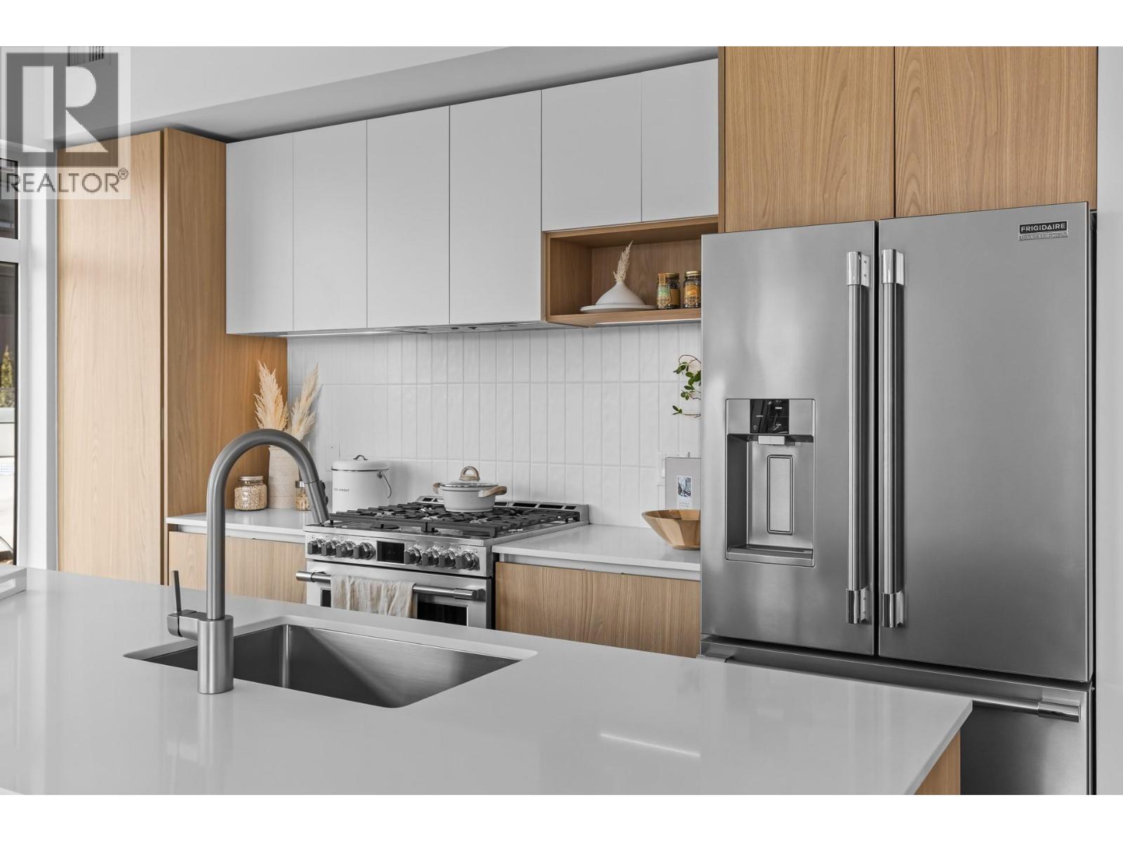 Picture for Unit #105, 2780 Olalla  Road